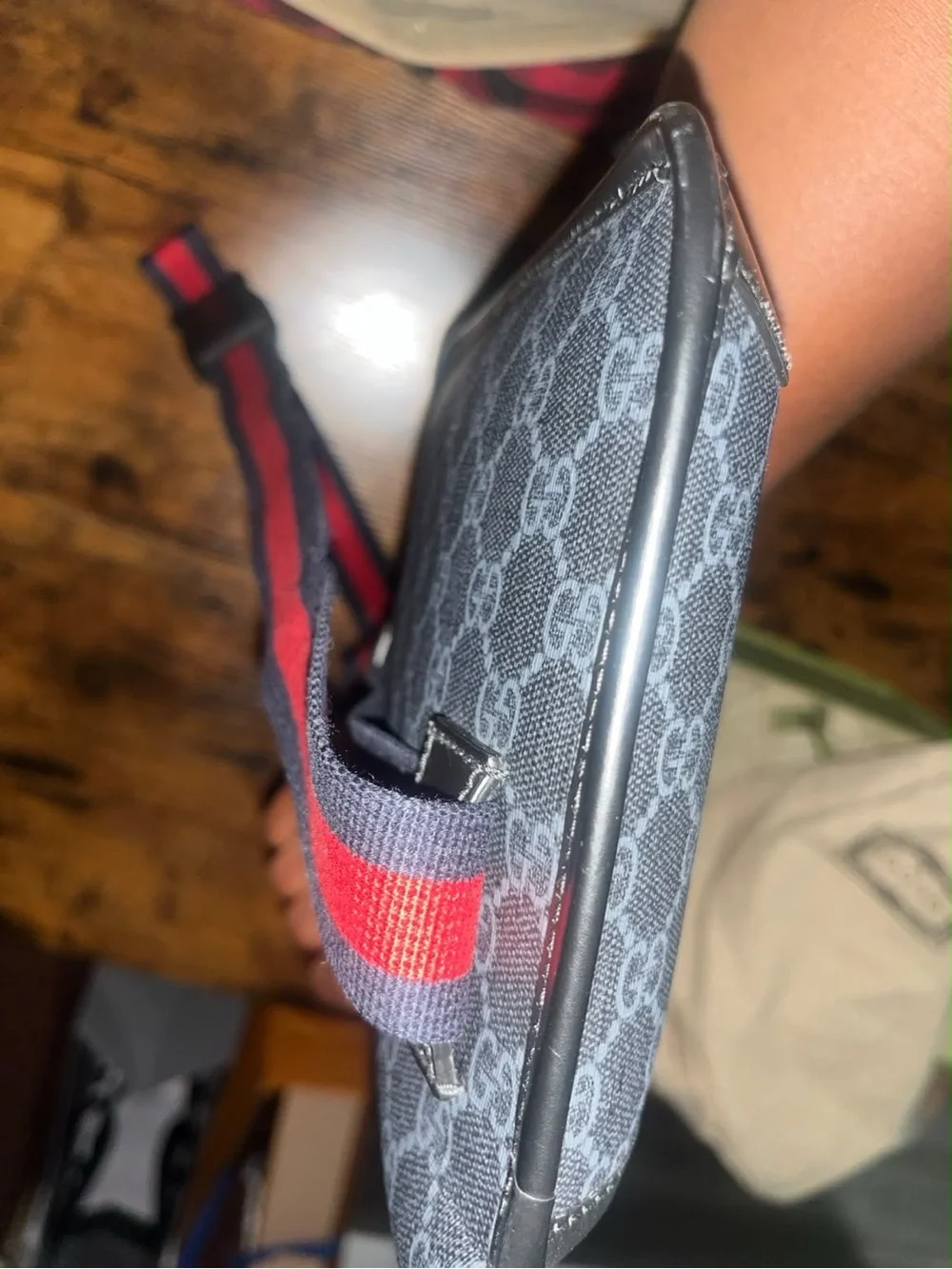 Gucci sling bag